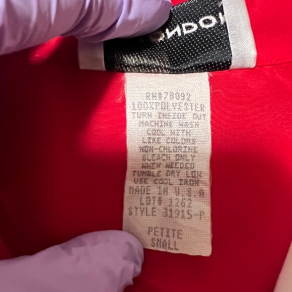 VTG ERIN LONDON Red Button Up Ribbed Hem Short Sleeve Top Size Sm P - Picture 7 of 11